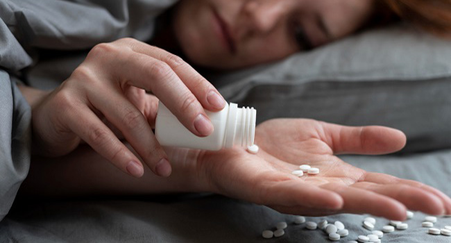 Clinical trial compares two medications to treat depression in prescription opioid use disorder