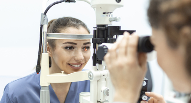 A clinical trial compares different PKR laser eye surgery