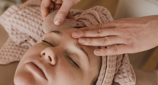 Clinical trial finds that connective tissue massage improved migraine symptoms in women